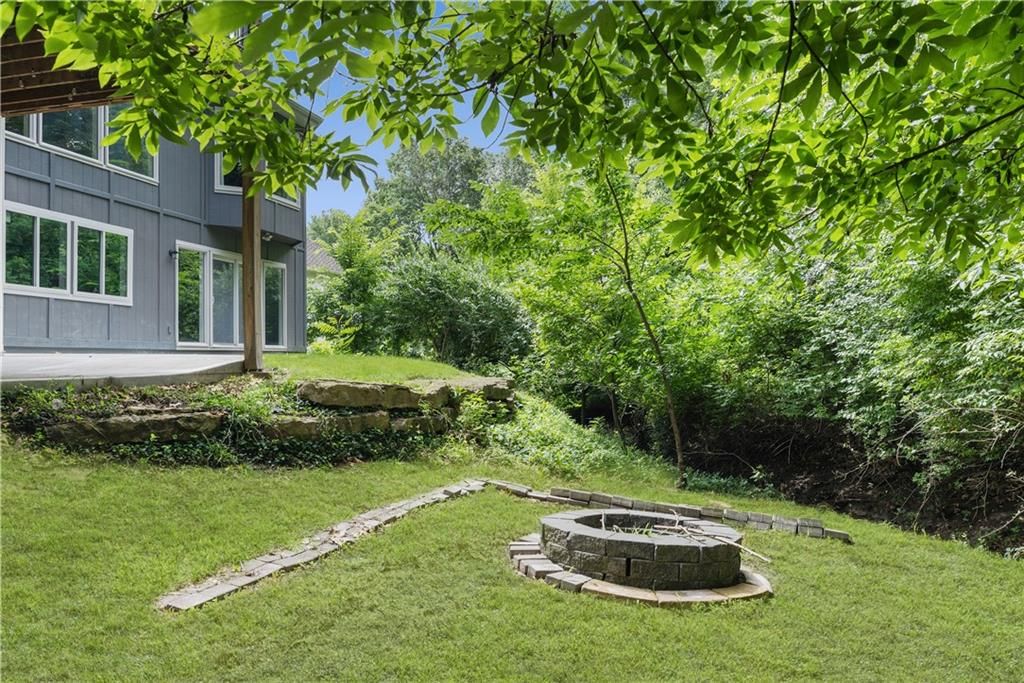 5812 MANOR Lane — photo 49
