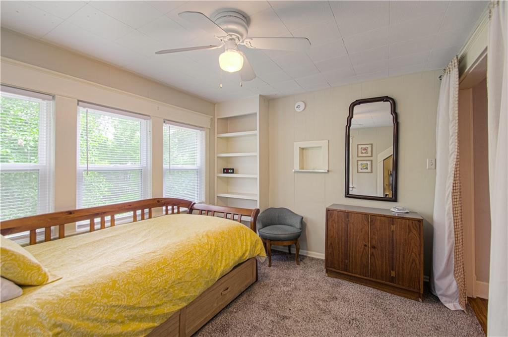 4215 Oak Street — photo 33