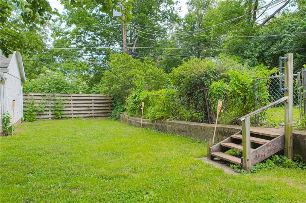 4215 Oak Street — photo 39