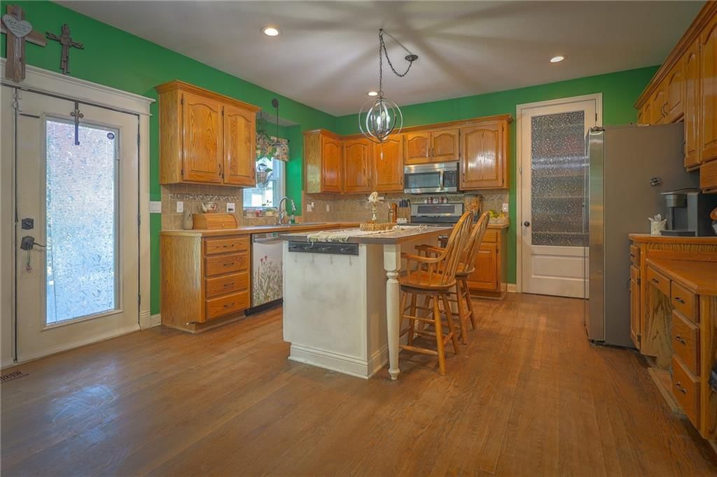 1437 Coventry Lane — photo 8