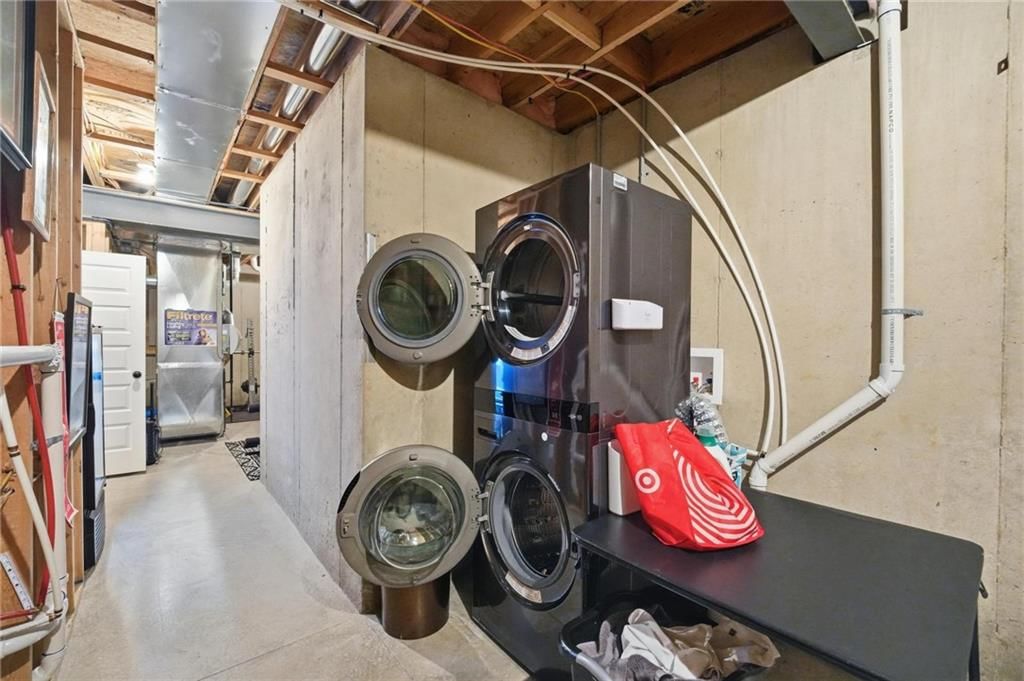 161 NW Carson Drive — photo 34