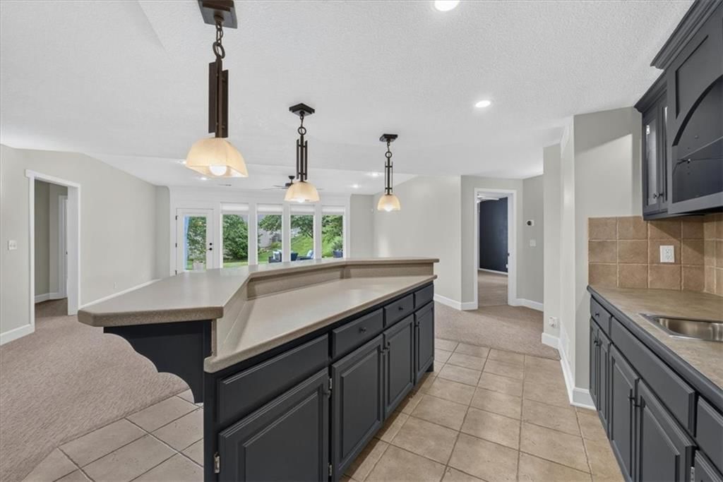 2313 NE Lake Breeze Lane — photo 28