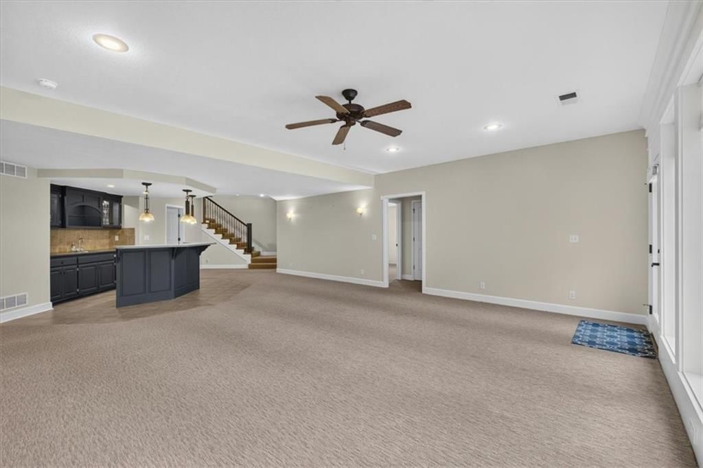 2313 NE Lake Breeze Lane — photo 30