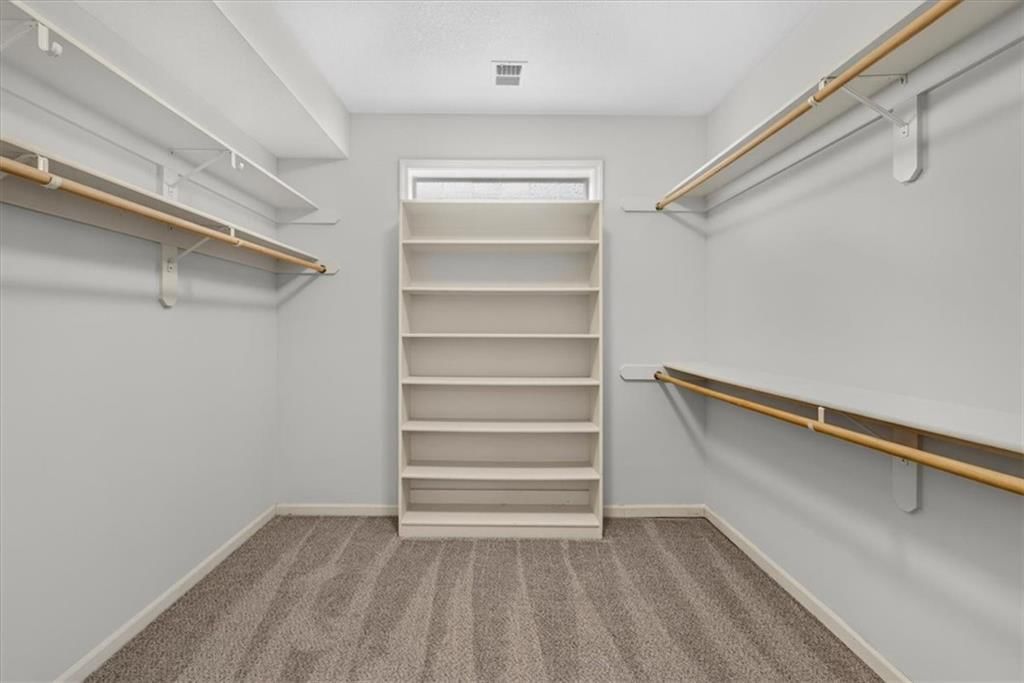 2313 NE Lake Breeze Lane — photo 37
