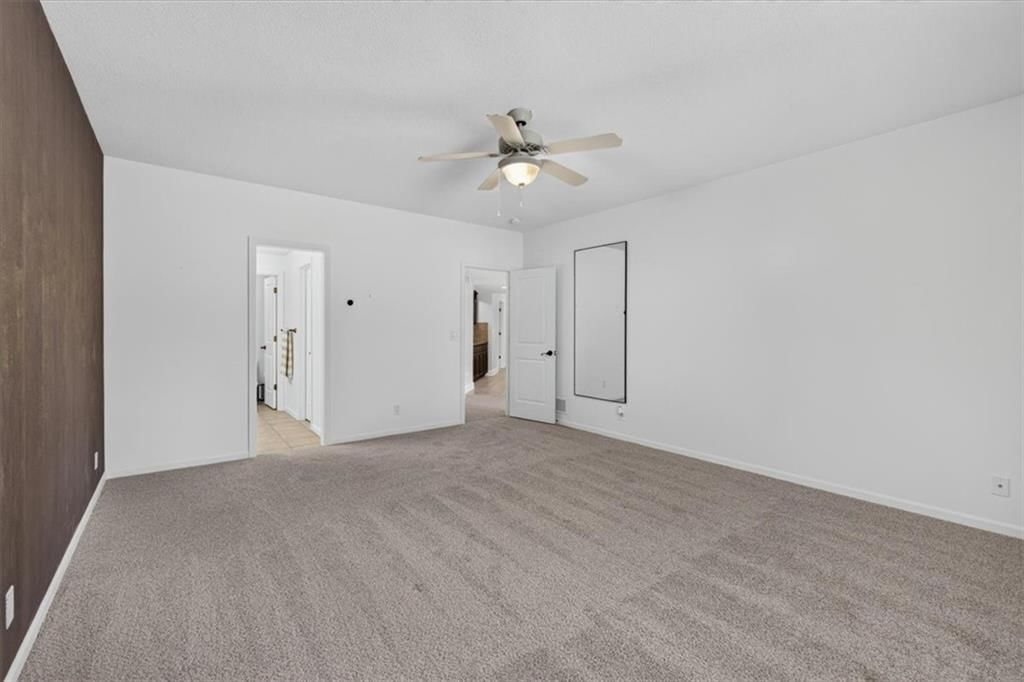 2313 NE Lake Breeze Lane — photo 39