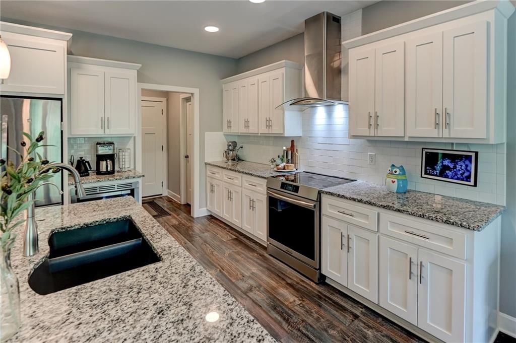415 E 166th Court — photo 16