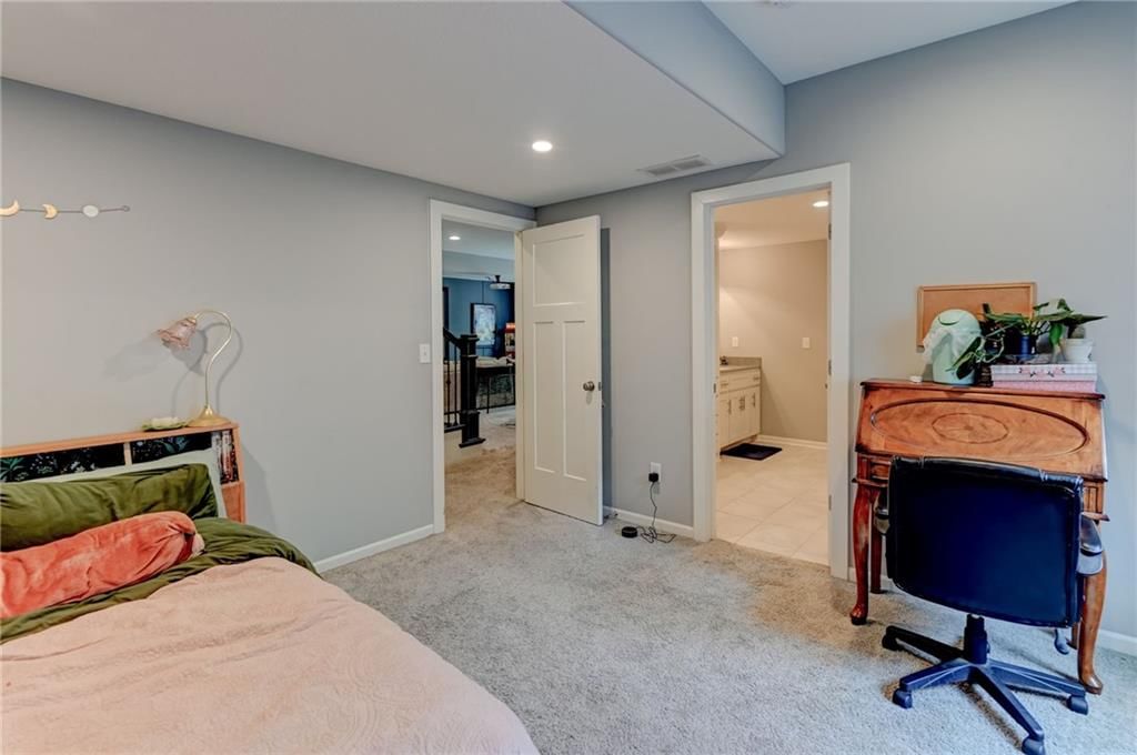 415 E 166th Court — photo 44