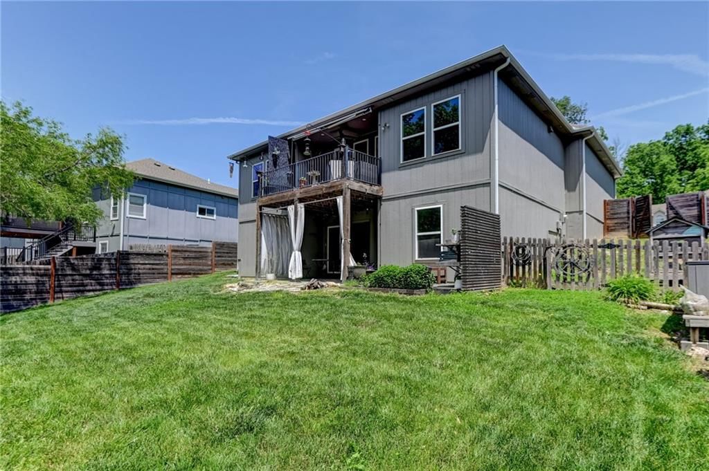 415 E 166th Court — photo 57