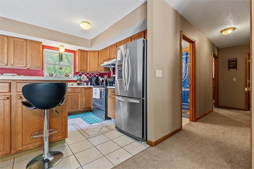 908 Broadway Street — photo 12
