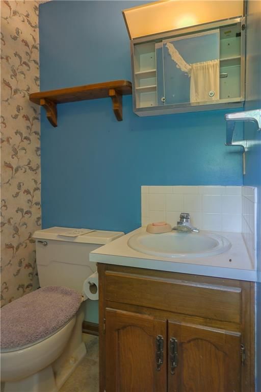 301 Dunns Lane — photo 14