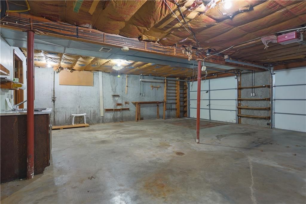 301 Dunns Lane — photo 18