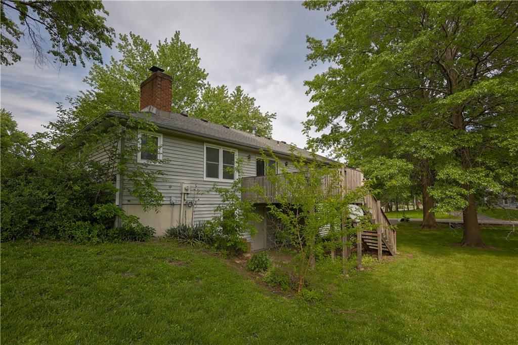 301 Dunns Lane — photo 21