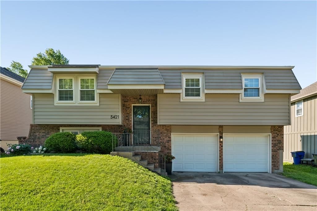 5421 Crest Drive — photo 1