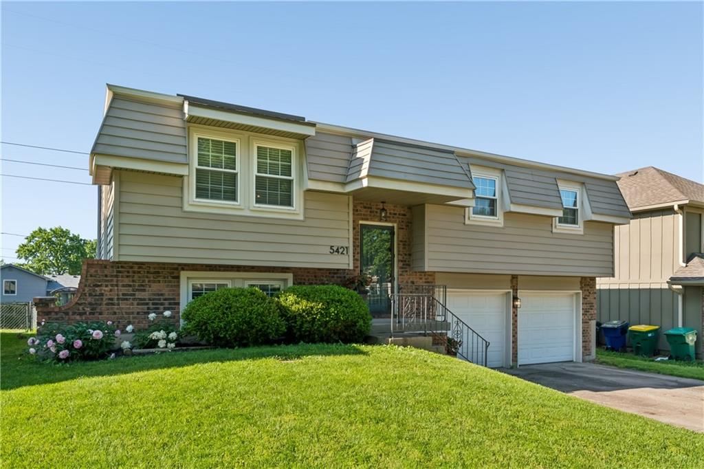5421 Crest Drive — photo 2