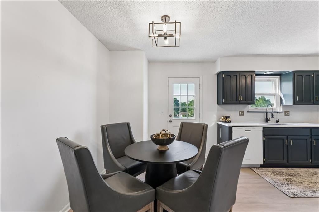 5421 Crest Drive — photo 18