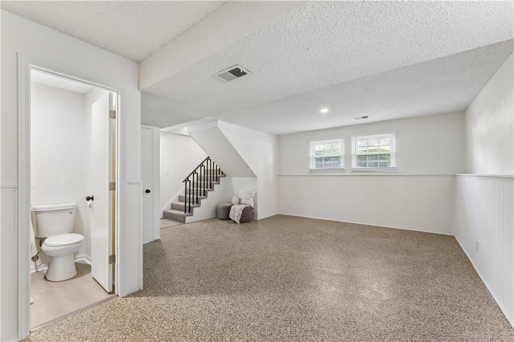 5421 Crest Drive — photo 34