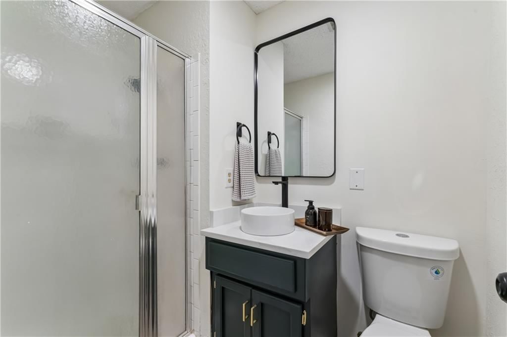 5421 Crest Drive — photo 37