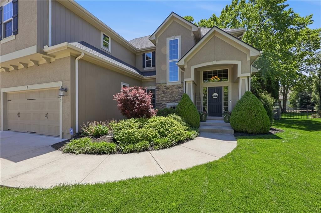 1413 NE Kenwood Circle — photo 4