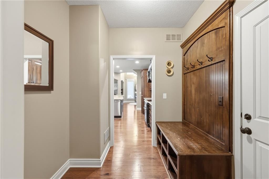 1413 NE Kenwood Circle — photo 17