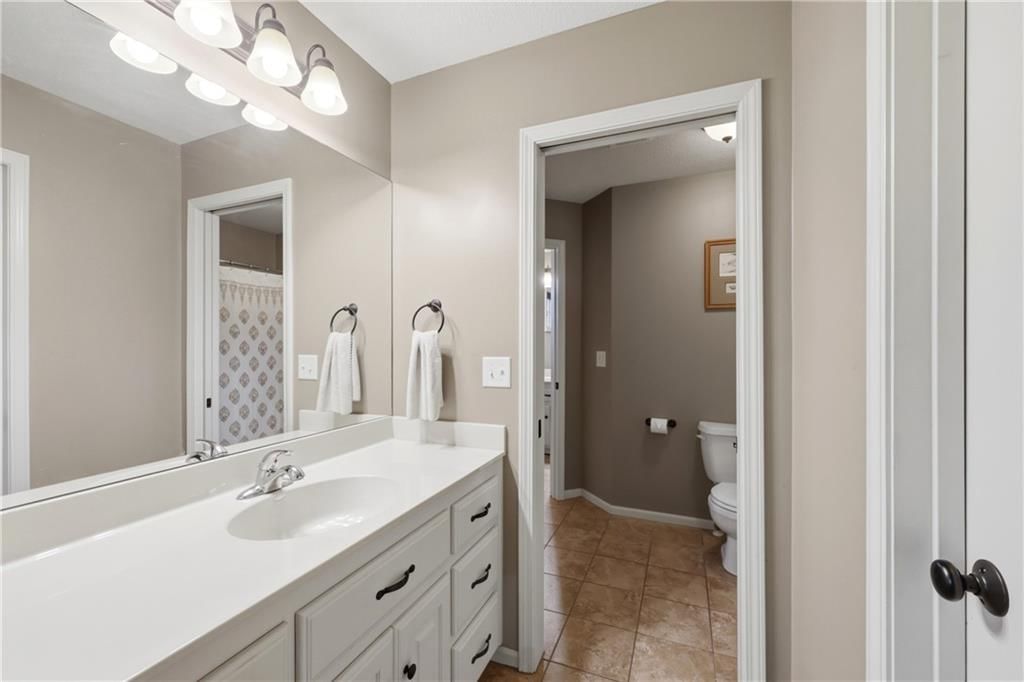 1413 NE Kenwood Circle — photo 37