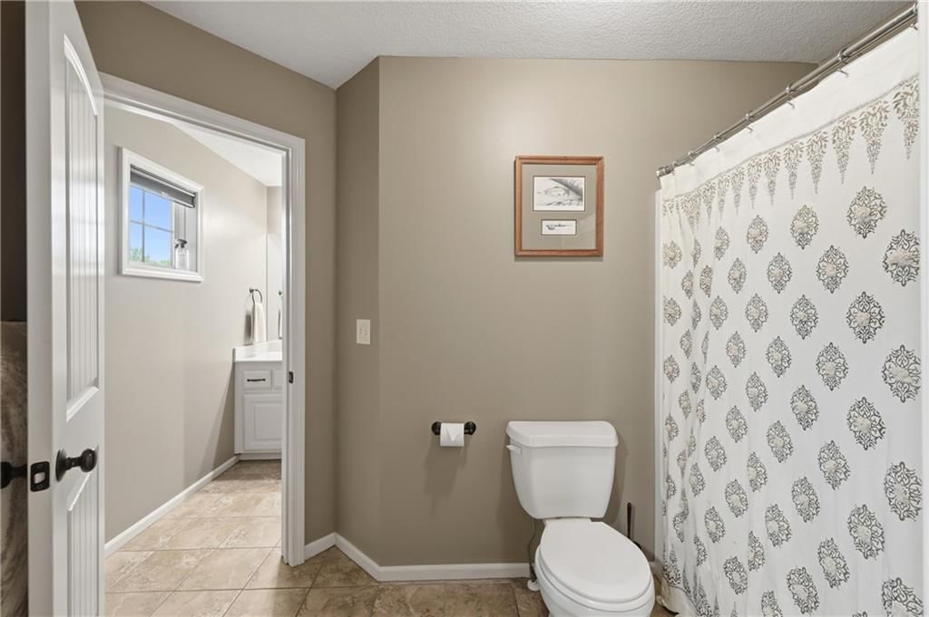1413 NE Kenwood Circle — photo 40