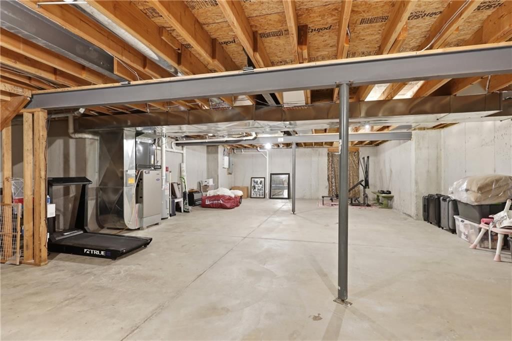 1413 NE Kenwood Circle — photo 41
