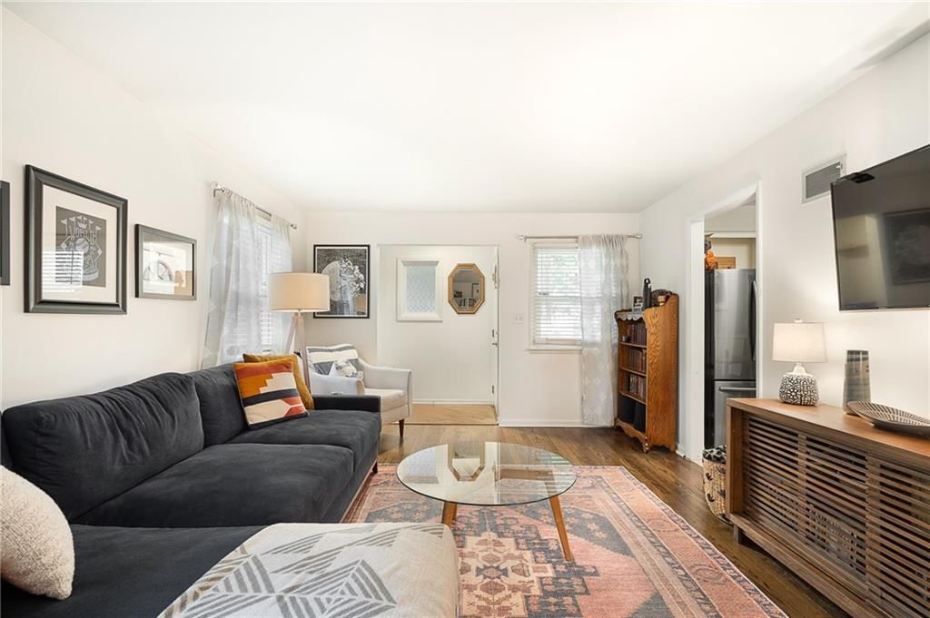 5212 Delmar Street — photo 13