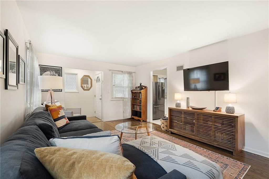 5212 Delmar Street — photo 14