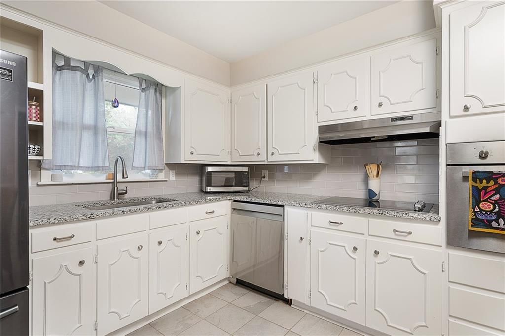 5212 Delmar Street — photo 16