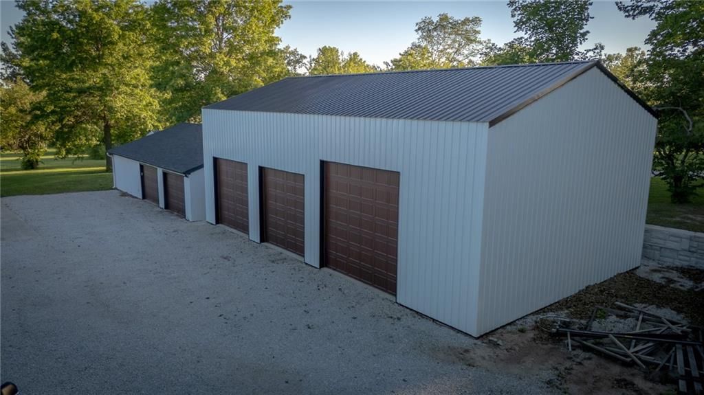 600 S Hickory Street — photo 3