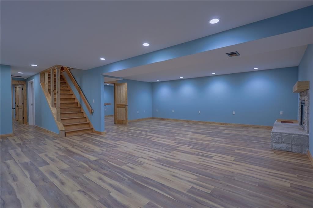 600 S Hickory Street — photo 14