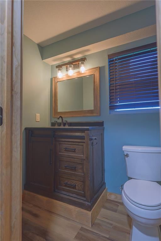 600 S Hickory Street — photo 16