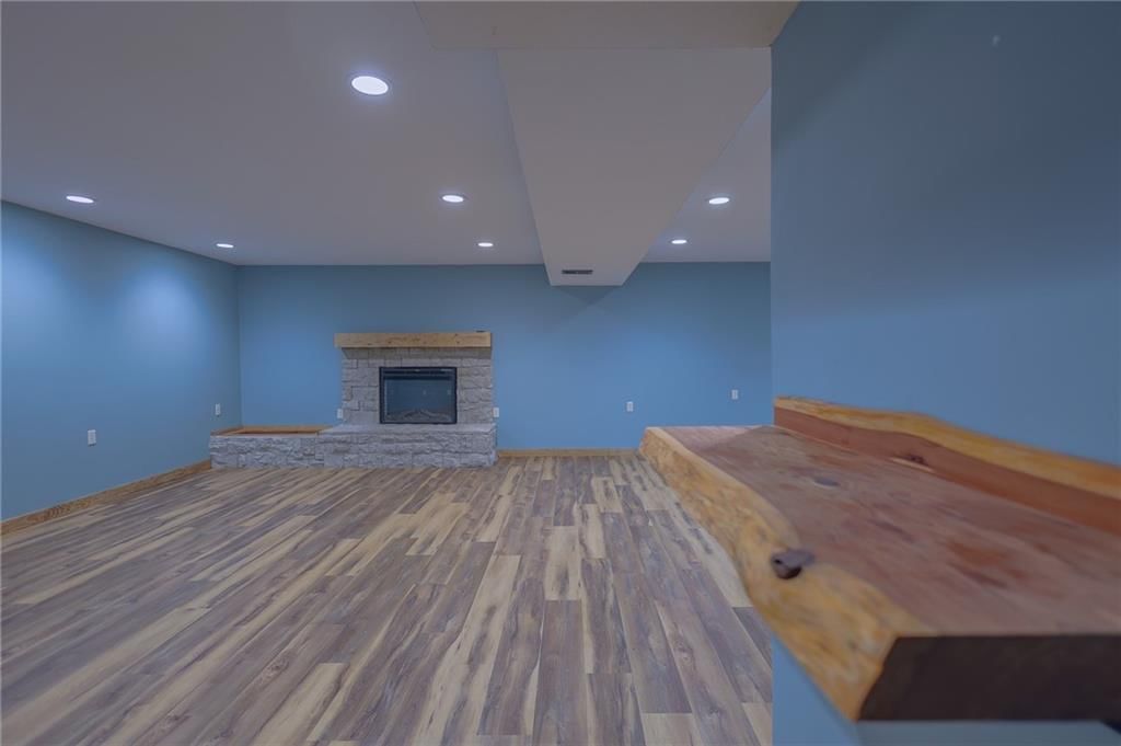 600 S Hickory Street — photo 18