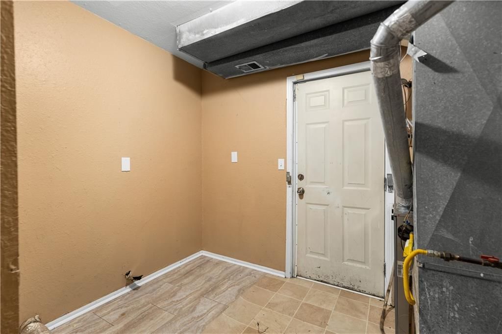 7033 Bellefontaine Avenue — photo 11