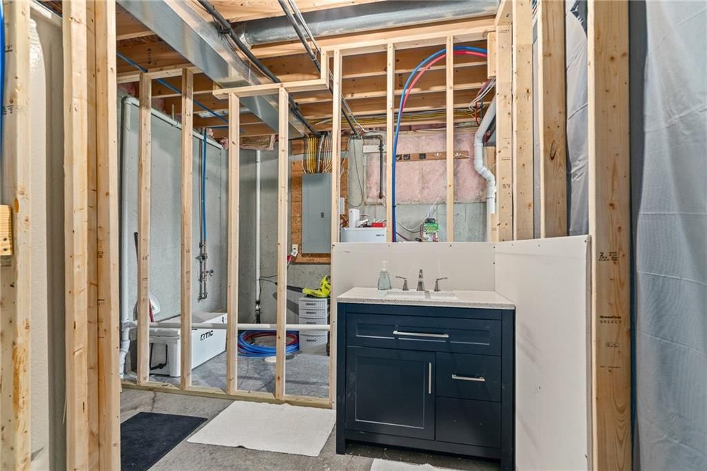 1518 Creekmoor Drive — photo 30
