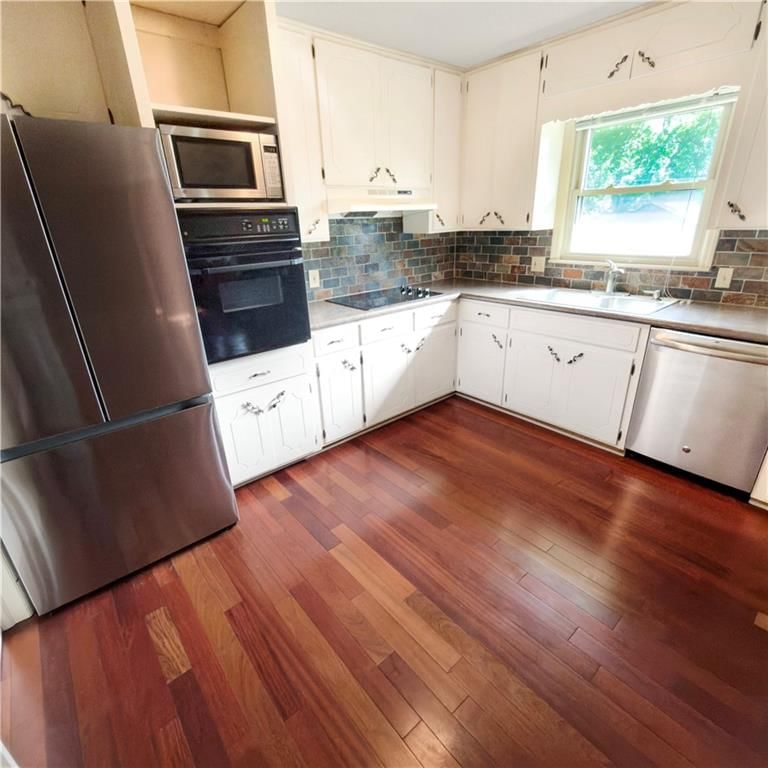 16009 E 37TH Terrace — photo 13