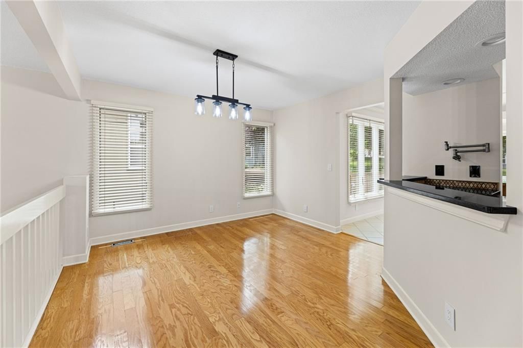 13206 S Foxridge Drive — photo 10