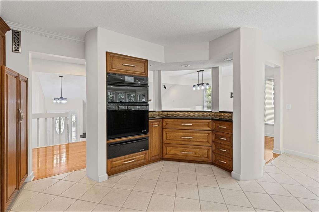 13206 S Foxridge Drive — photo 18