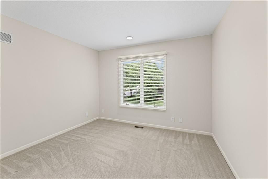 13206 S Foxridge Drive — photo 34