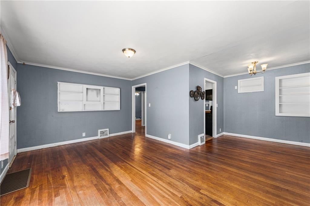 4448 Booth Street — photo 4