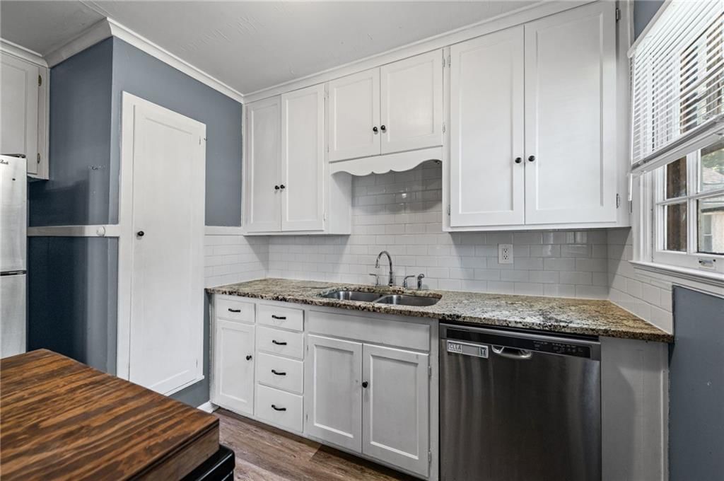 4448 Booth Street — photo 6