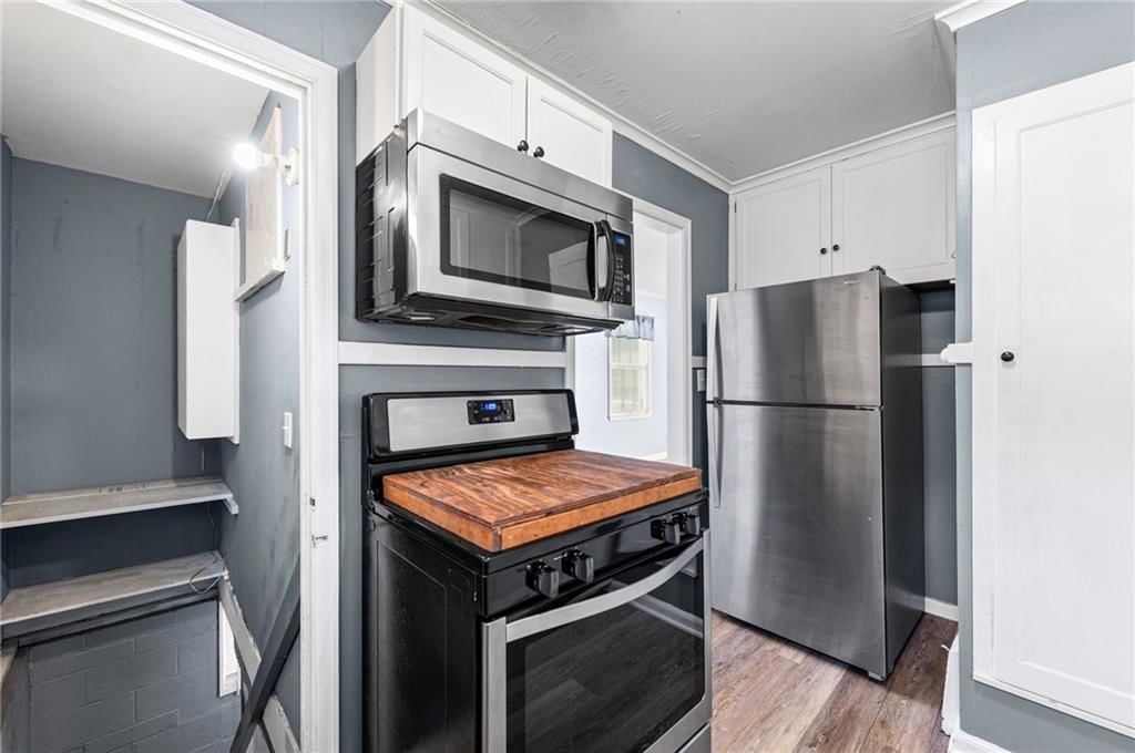 4448 Booth Street — photo 7