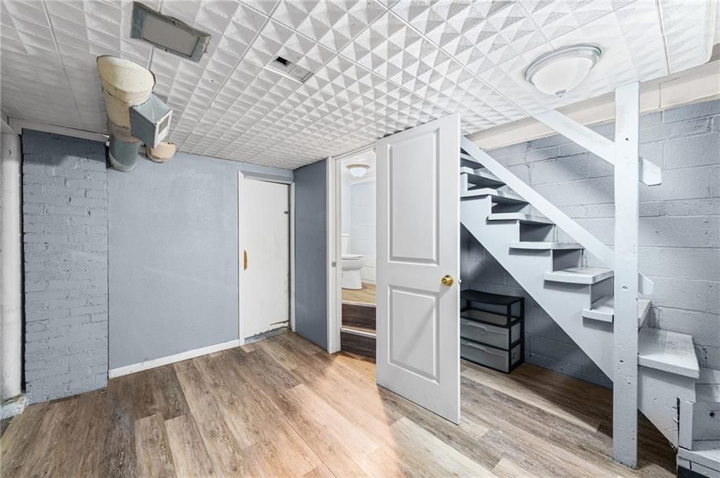 4448 Booth Street — photo 15