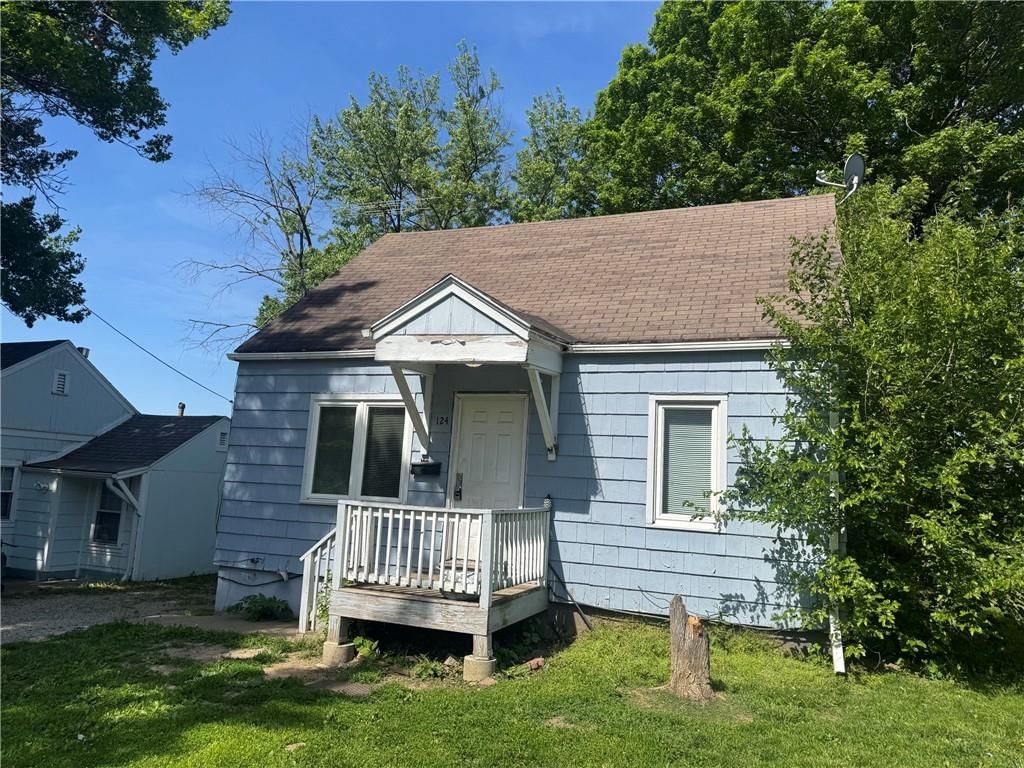 124 S Forest Avenue — photo 3
