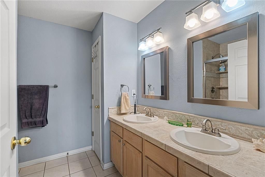 6024 NE KENSINGTON Court — photo 20