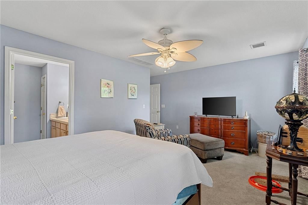 6024 NE KENSINGTON Court — photo 25