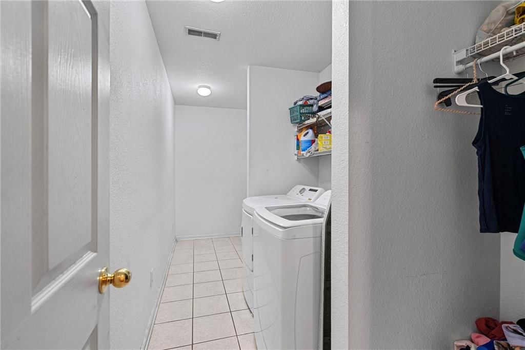 6024 NE KENSINGTON Court — photo 27