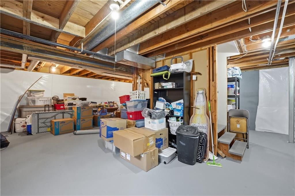 8050 Lakeview Avenue — photo 48