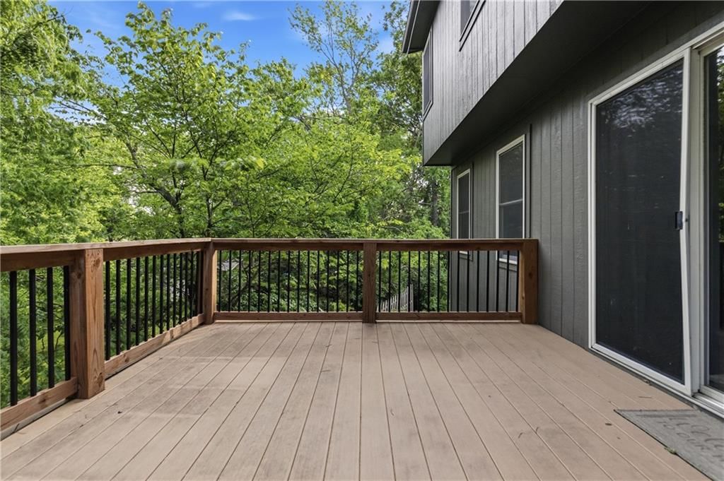 817 NW Golden Court — photo 40