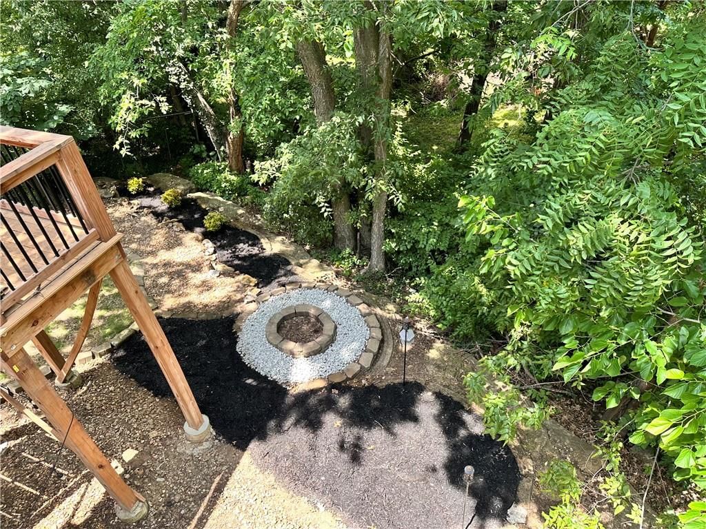 817 NW Golden Court — photo 44